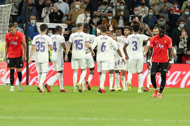 维尼修斯当选FIFA年度最佳 上个巴西人17年前卡卡