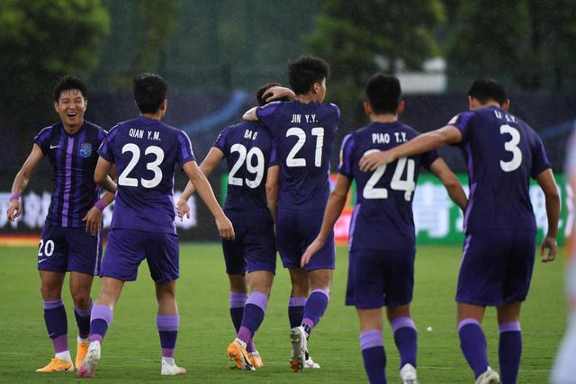 英超-哈兰德破门萨维尼奥传射 曼城2-0莱斯特城